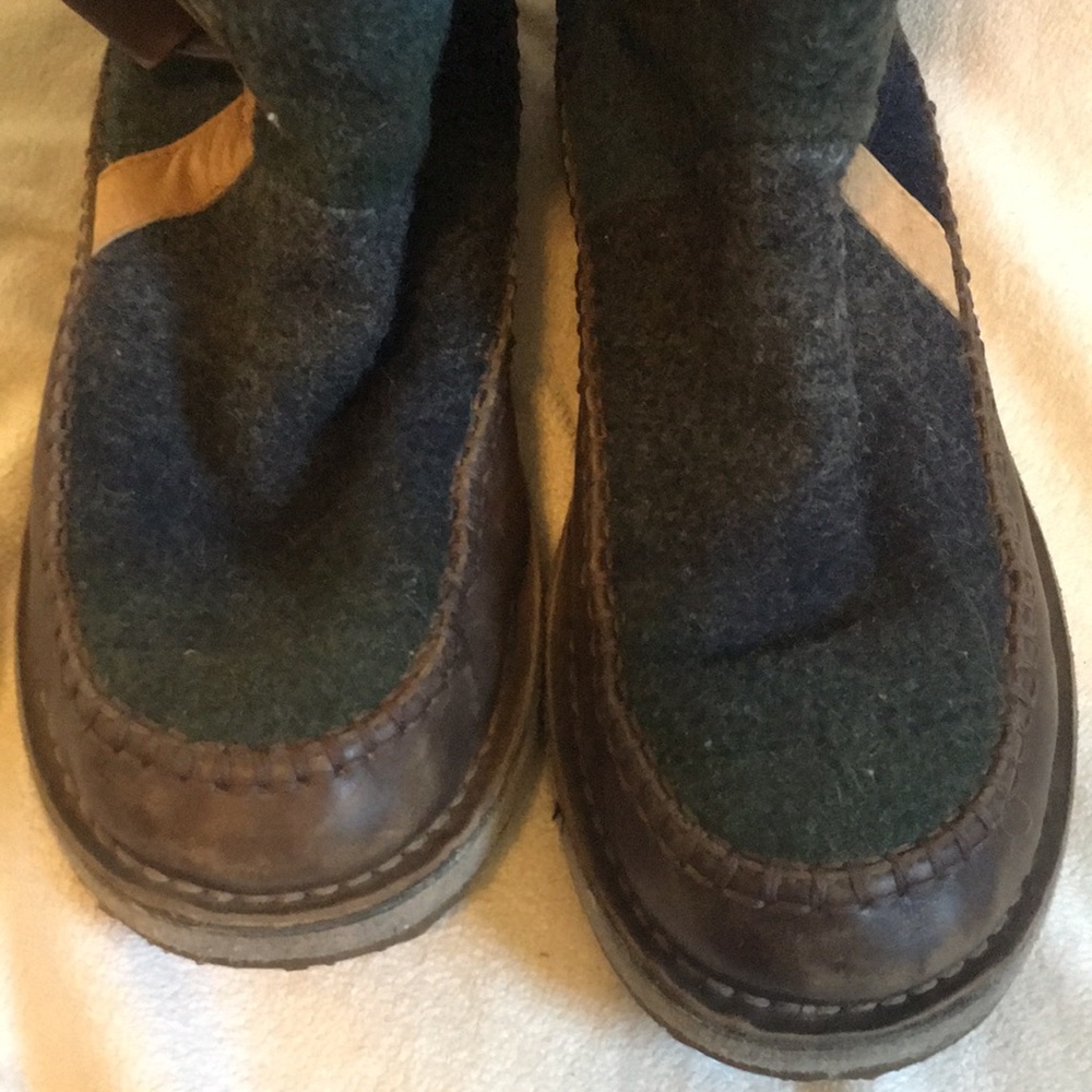 Sorel One Of A Kind Color Sample Wool Wrap Boot - Picture 4 of 7